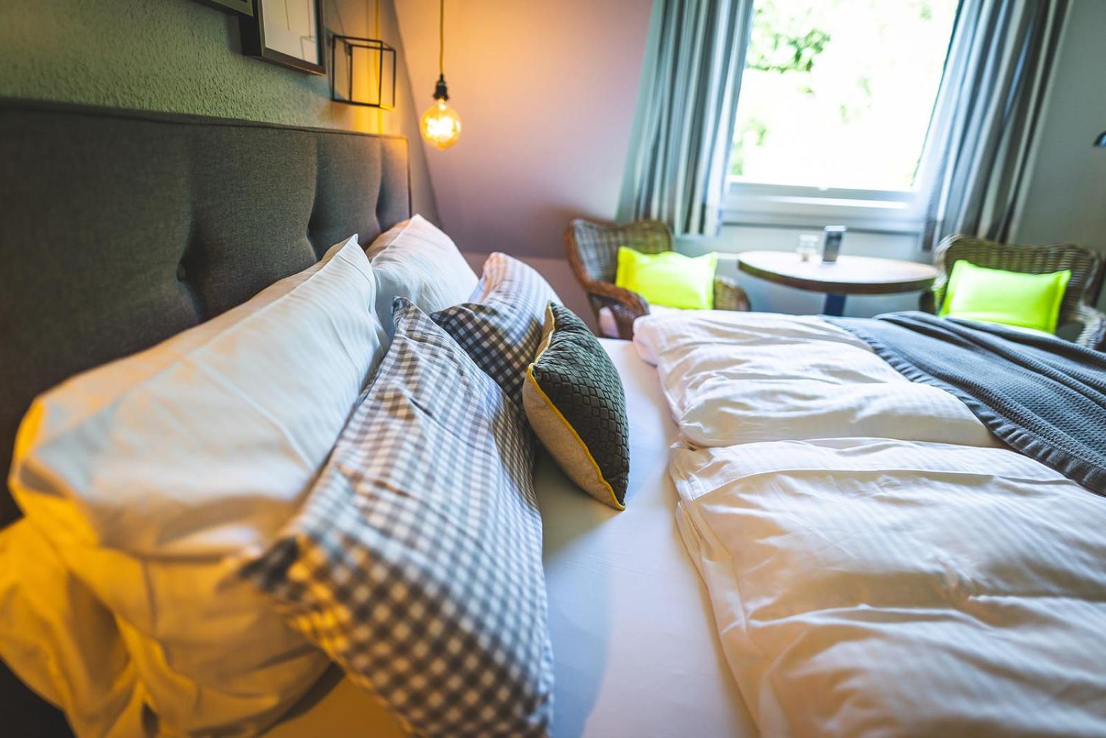 Boutique Hotel Landhauszeit Bad Muenstereifel Bilik gambar